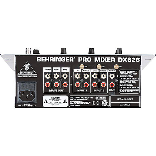 Цифровой микшерный пульт Behringer DX626