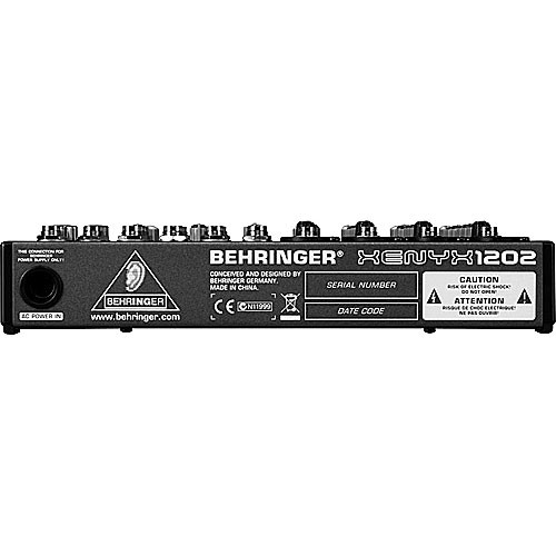 Микшерный пульт Behringer 1202