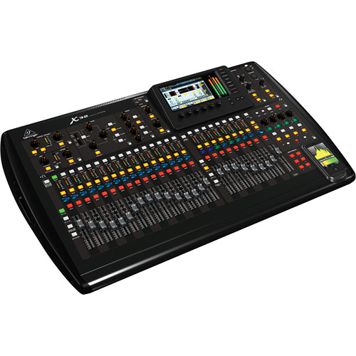 Микшерный пульт Behringer X32