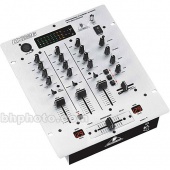Цифровой микшерный пульт Behringer DX626