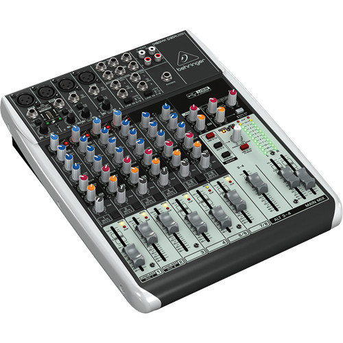 Микшерный пульт Behringer Q1204USB