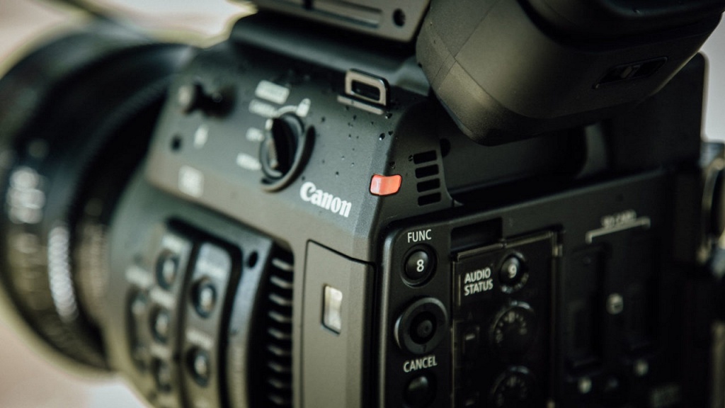 Canon EOS C200 Canon EOS C200
