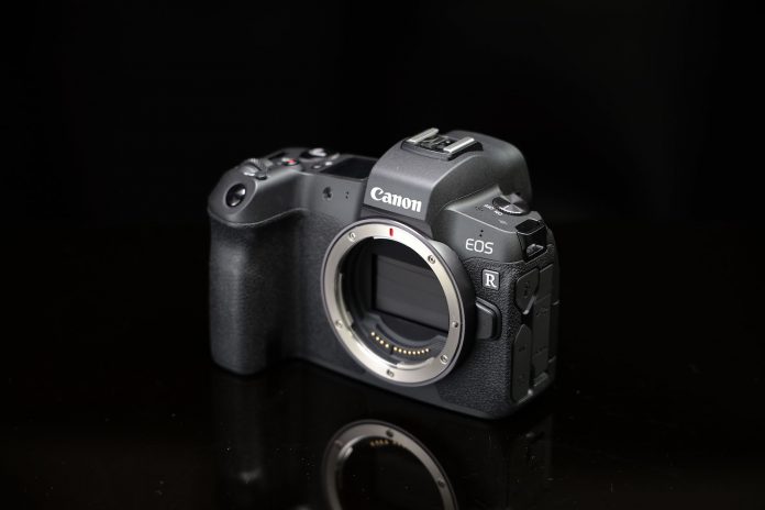 Сanon готовится представить объектив RF 135mm F/1.4